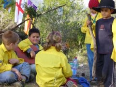 Nadal-escolta1 104.jpg, 25 KB